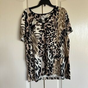 Chico’s velvet trim animal print V neck short sleeve spandex rayon size XL